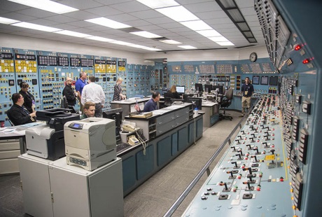 Fort Calhoun control room - 460 (Andrew Roger - OPPD)